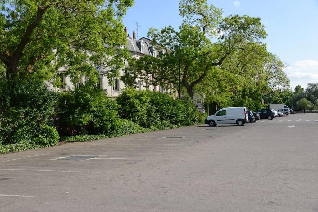 Appartement Charmant Tres Proche Centre-Ville, Parking Gratuits, Mulhouse Centre Екстер'єр фото